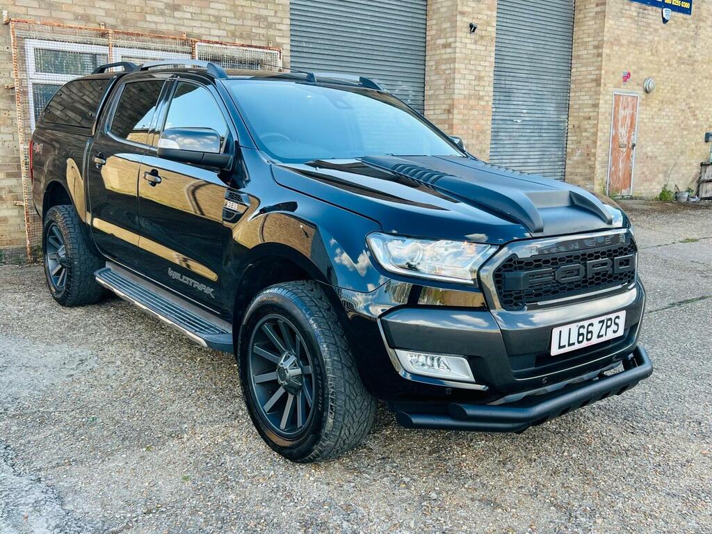 Ford Ranger Pickup 3.2 Tdci Wildtrak 4Wd Euro 5 2017 LL66ZPS Black #5