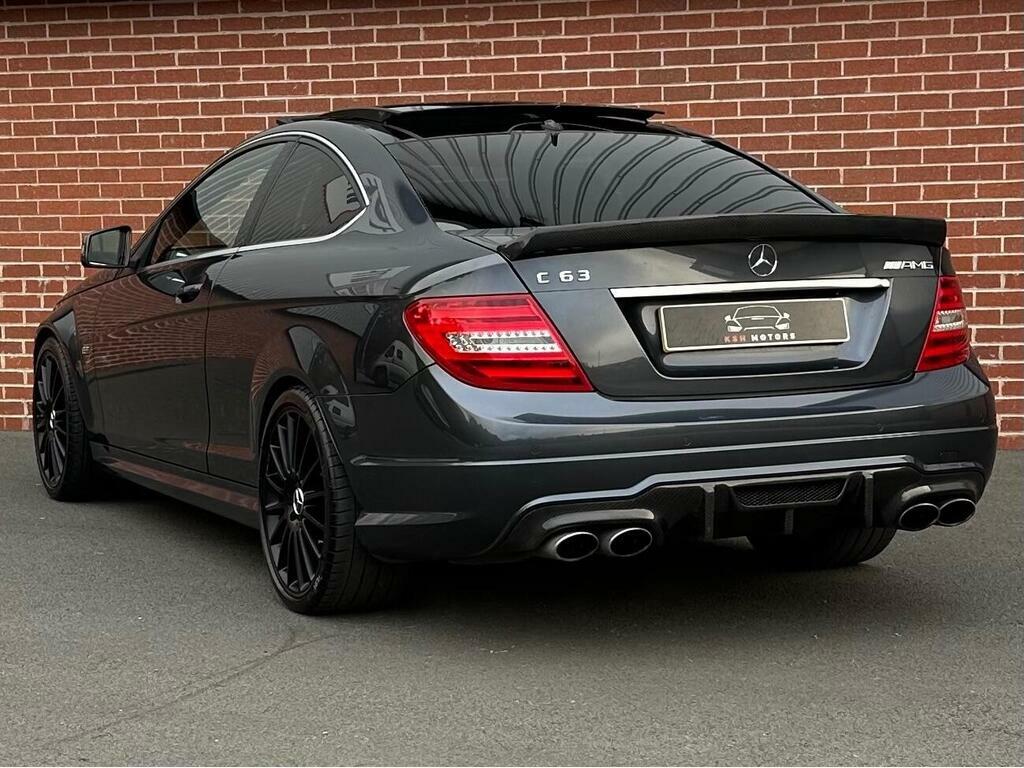 Mercedes-Benz C Class 6.3 C63 V8 Amg Edition 125 Coupe #2