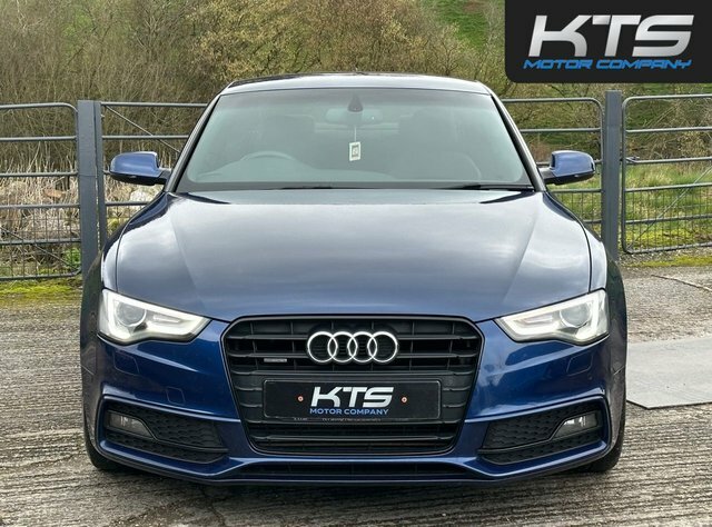 Audi A5 Tfsi Black Edition Coupe EX64URP Blue #2