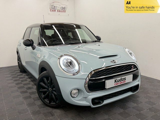 Mini Hatch 2.0 Cooper S Hatchback Steptronic Euro PN18YVL Blue