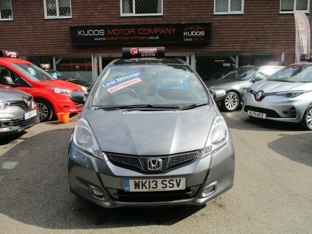 Honda Jazz 2013 1.4 I-vtec Ex Hatchback Cvt Euro 5 Grey #4