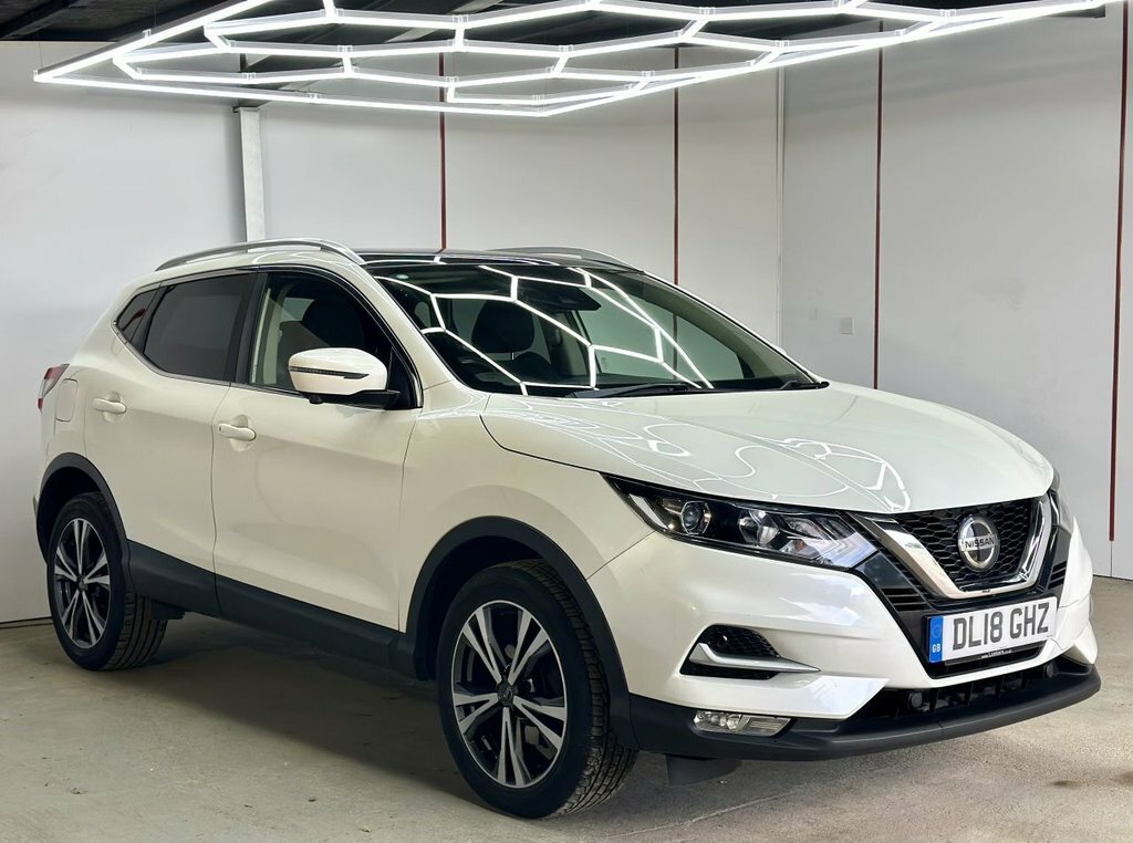 Nissan Qashqai 1.5L N-connecta White