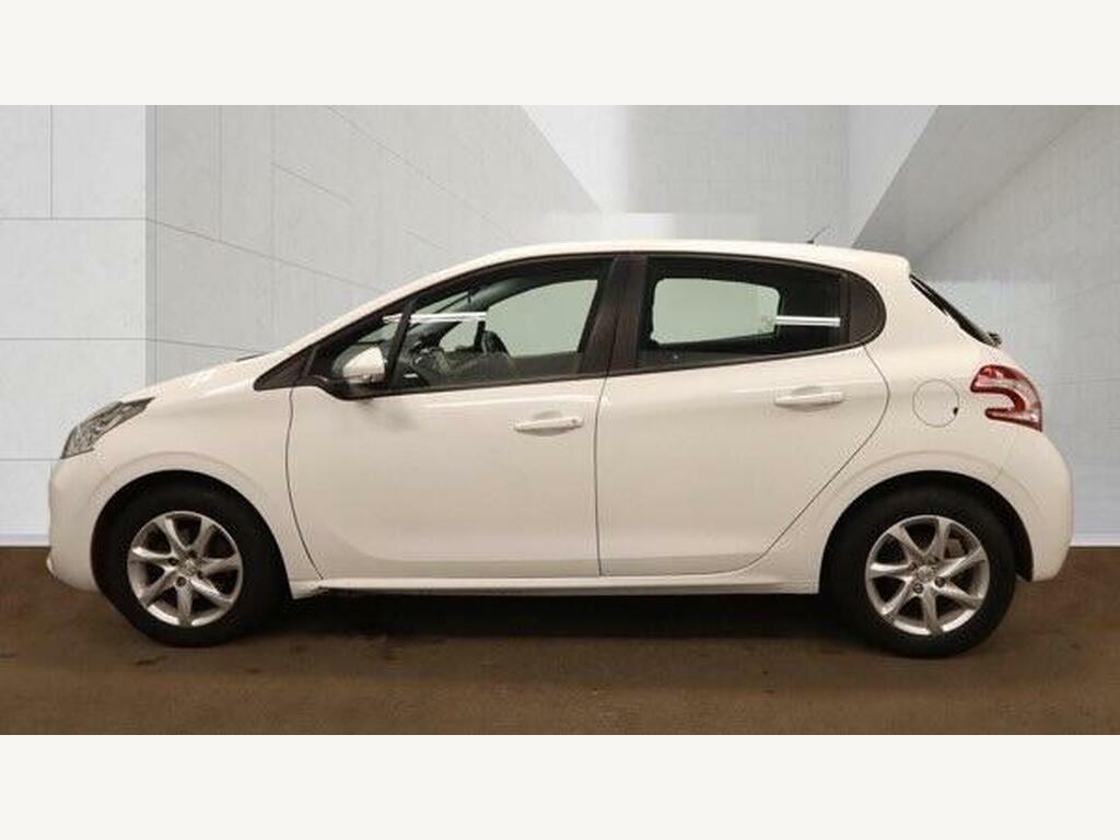Peugeot 208 1.2 Vti Puretech Active Euro 6 AP64OAG White #6