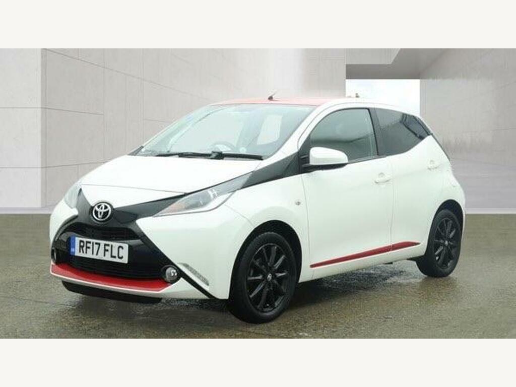 Toyota Aygo 1.0 Vvt-i X-press Euro 6 RF17FLC White #2