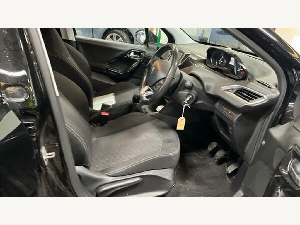 Peugeot 208 1.2 Puretech Active Euro 6 MX10LOZ Black #5