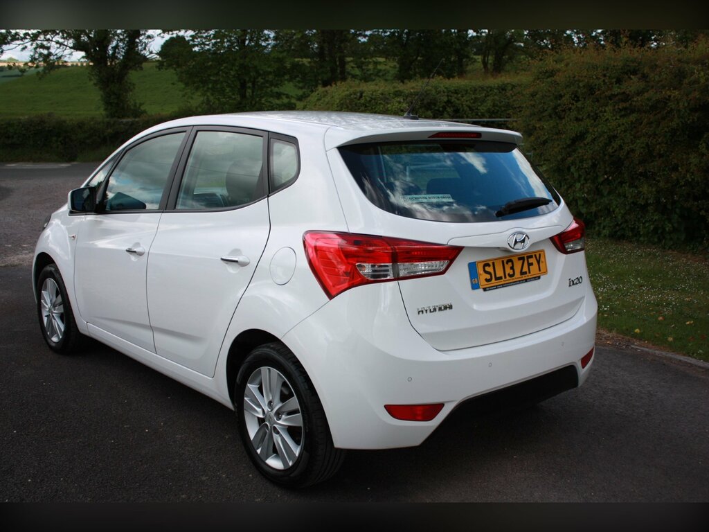 Hyundai Ix20 1.4 Active Hatchback Euro 5 Ss SL13ZFY White #3