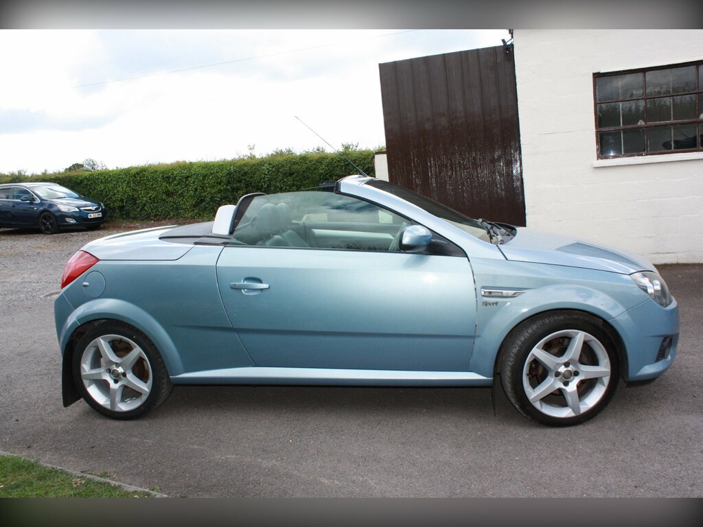 Vauxhall Tigra 1.4I 16V Sport Cabriolet 146 G Blue #4