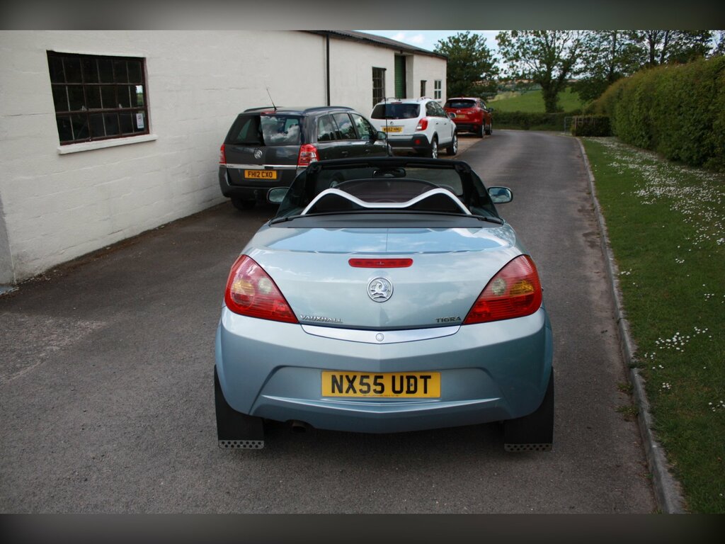 Vauxhall Tigra 1.4I 16V Sport Cabriolet 146 G Blue #6