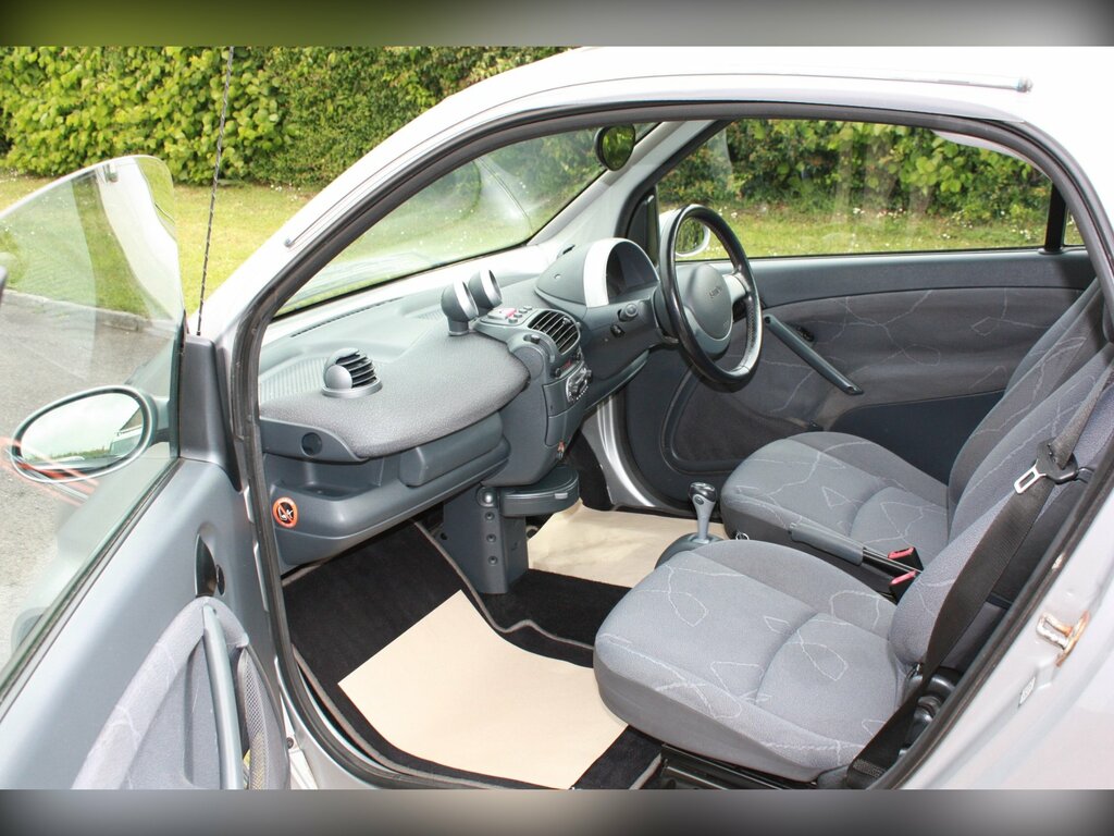 Smart Fortwo 0.7 City Pulse Black #9