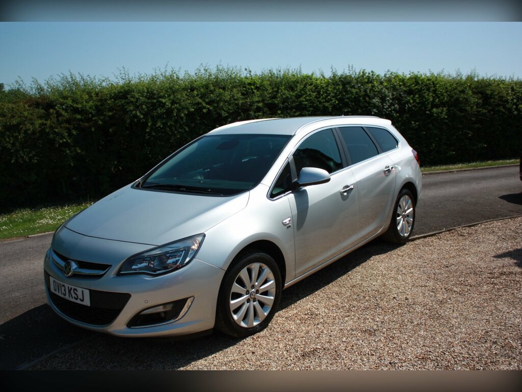 2013 Vauxhall Astra