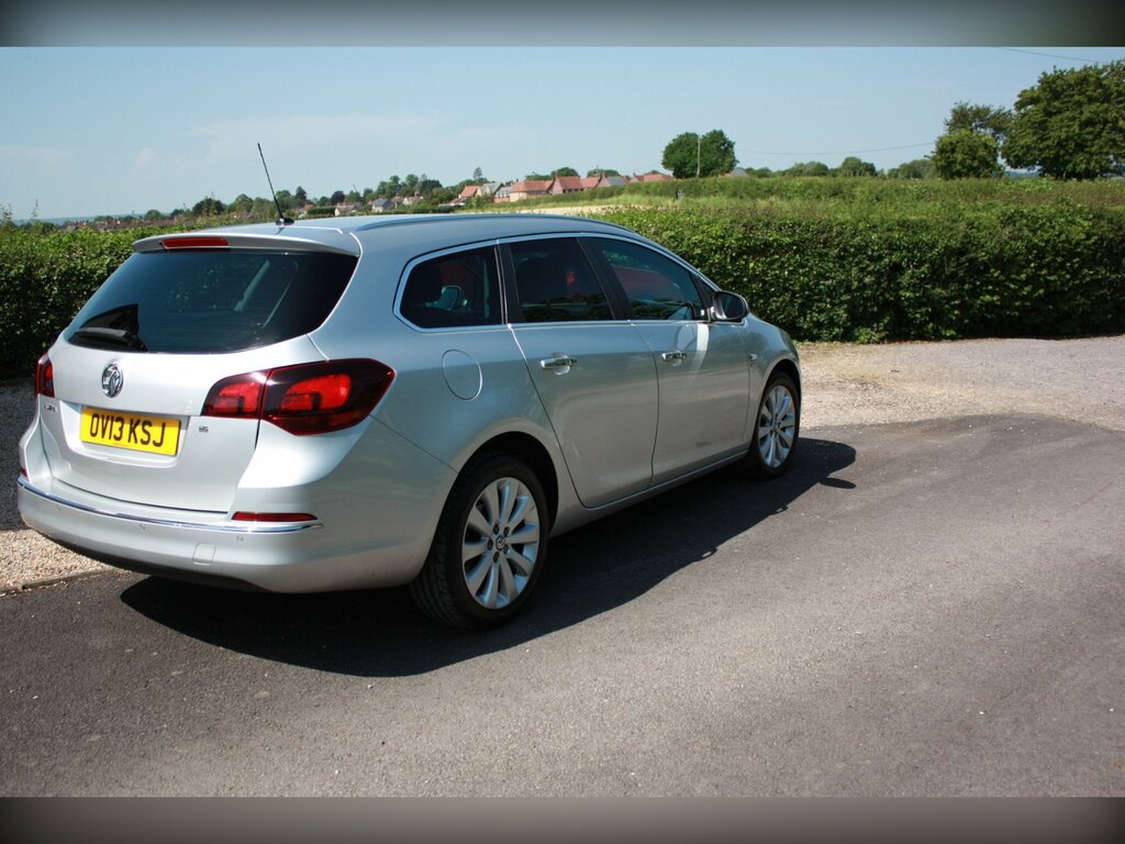 Vauxhall Astra 1.6 16V Se Sports Tourer Euro 5 OV13KSJ Silver #5