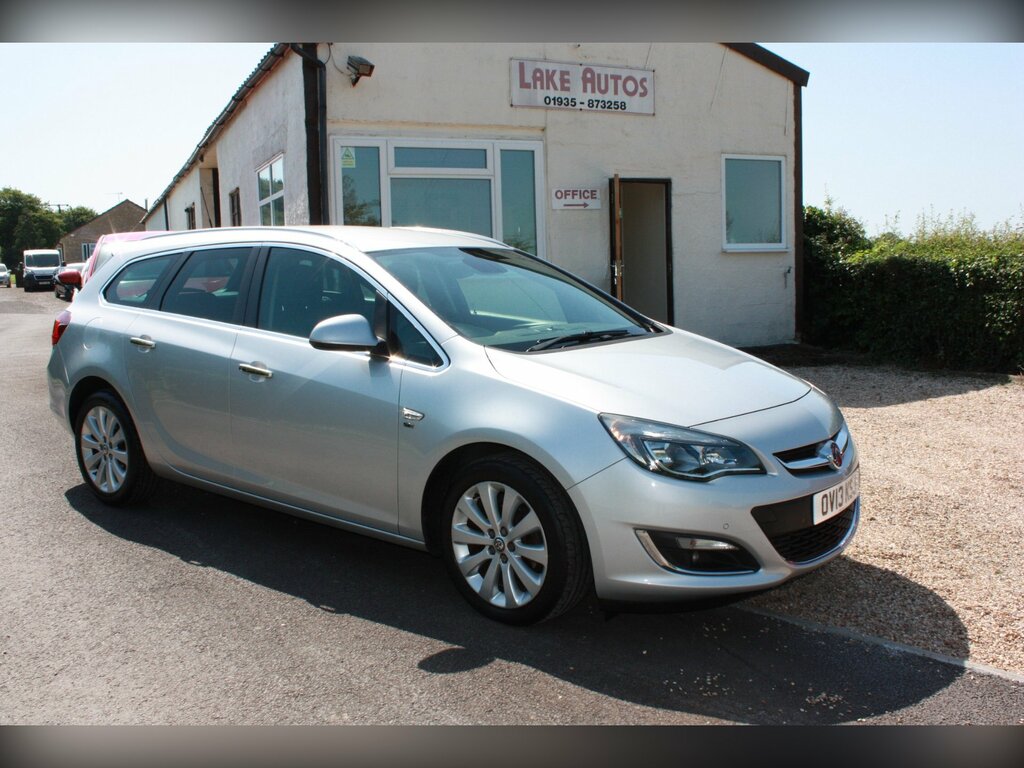 Vauxhall Astra 1.6 16V Se Sports Tourer Euro 5 OV13KSJ Silver #3