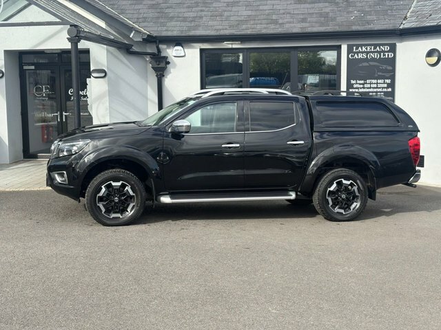 Nissan Navara 2.3 Dci Tekna Pickup Double Cab 4W BT20WFY Black #3