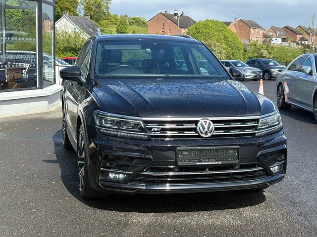 Volkswagen Tiguan 2.0 Tdi R-line Tech Suv Dsg Euro 6 S S CA69YVX Black #6