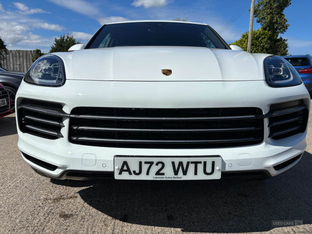 Porsche Cayenne E-hybrid Tiptronic S AJ72WTU White #4