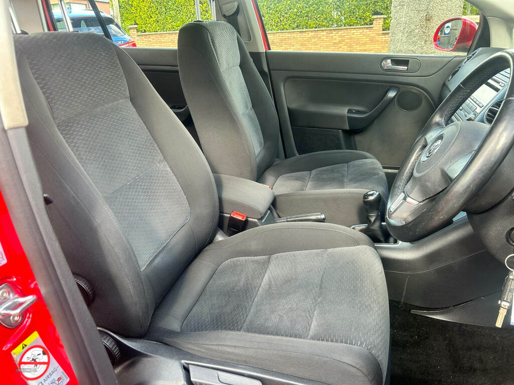 Volkswagen Golf Plus 1.6 Tdi 105 Bluemotion Tech Se Red #5