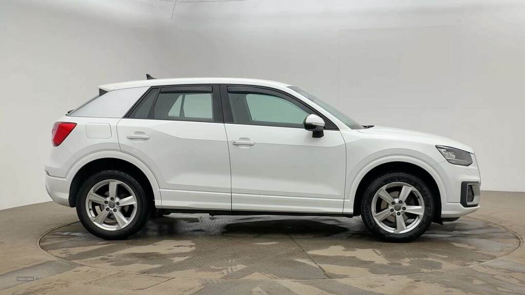 Audi Q2 30 Tfsi Sport LM69XDW White #2