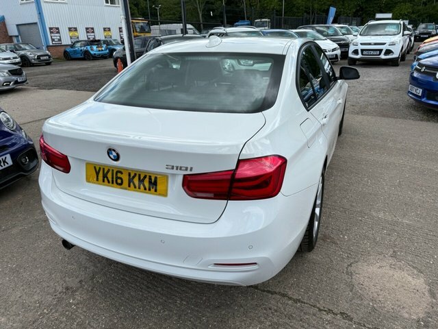 BMW 3 Series 1.5 318I Se Saloon Euro 6 S S White #3