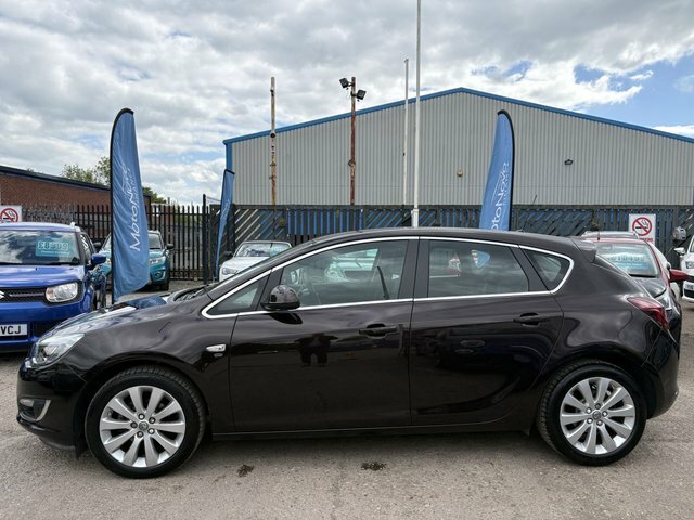 Vauxhall Astra 1.6 16V Elite Hatchback Euro 5 11 Brown #4