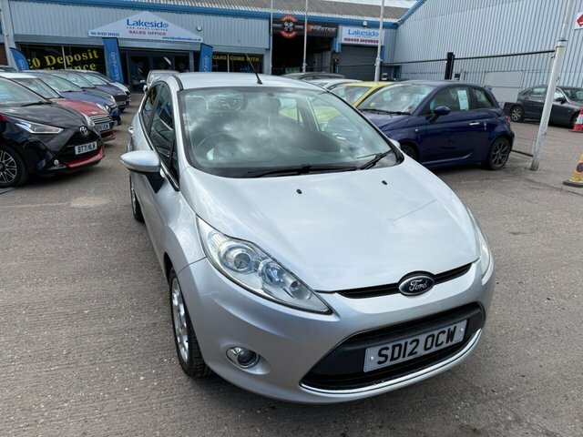 Ford Fiesta 1.25 Zetec Hatchback 129 G Km 8 Silver