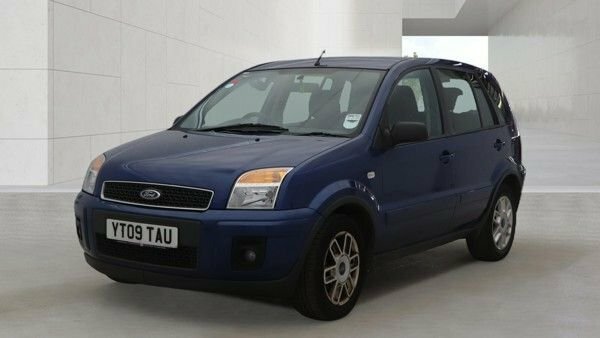 Ford Fusion 1.4 Zetec Climate Hatchback 154 Blue #2