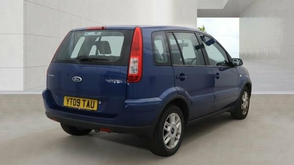 Ford Fusion 1.4 Zetec Climate Hatchback 154 Blue #4