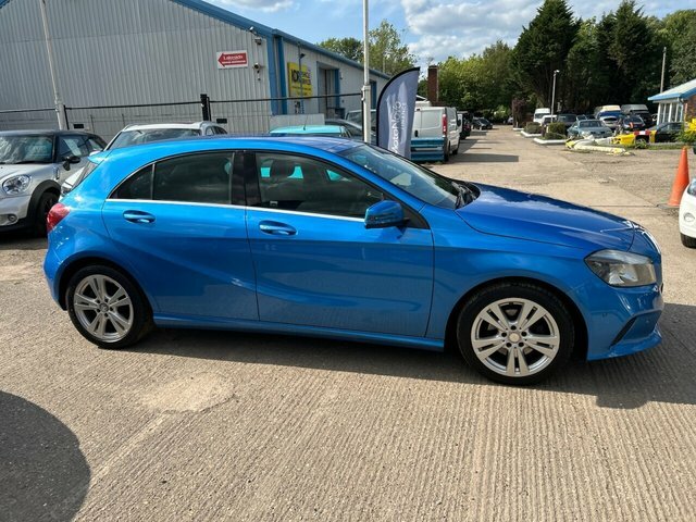 Mercedes-Benz A Class 2.1 A200d Sport Executive Hatchback M MM16OWA Blue #2