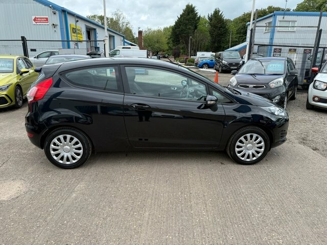Ford Fiesta 1.25 Style Hatchback Euro 5 82 FJ64LPU Black #2