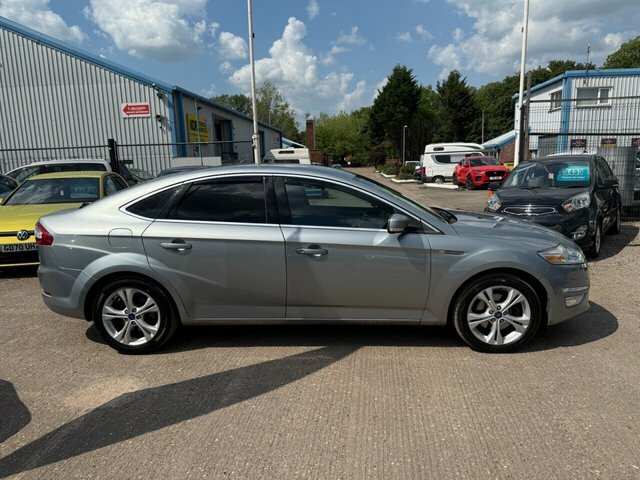 Ford Mondeo 2.0 Tdci Titanium Hatchback Euro Silver #2