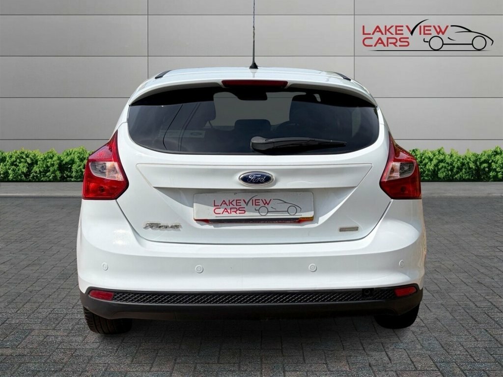 Ford Focus 1L Titanium Navigator White #6