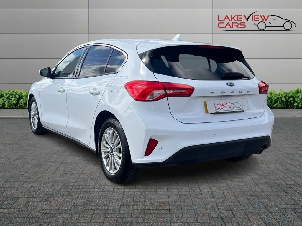 Ford Focus 1.5L Titanium EA68BFP White #2