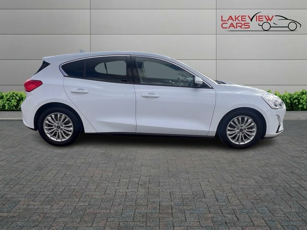 Ford Focus 1.5L Titanium EA68BFP White #3