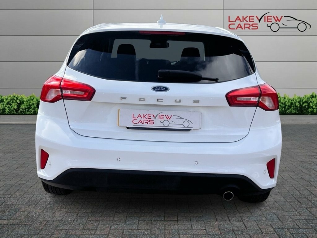 Ford Focus 1.5L Titanium EA68BFP White #4