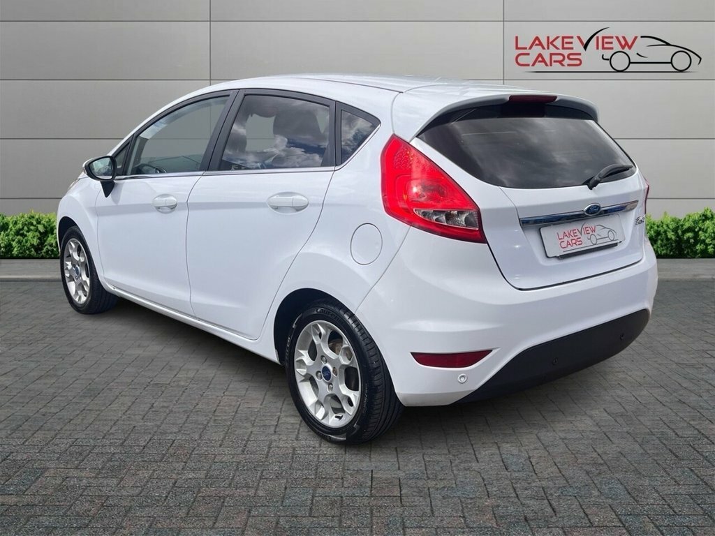 Ford Fiesta 1.3L Zetec GF61XGB White #2