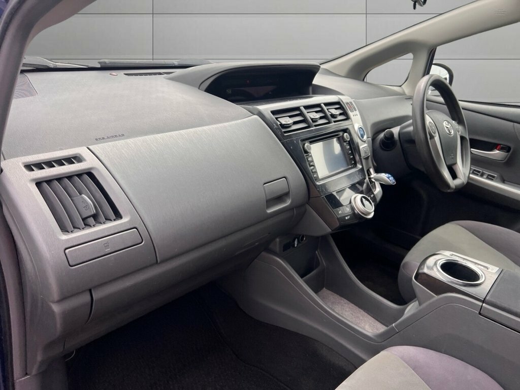 Toyota Prius+ Mpv 7 Seats Modelesta Body Android 2011 White #11