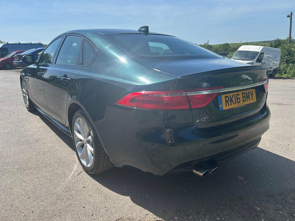 Jaguar XF 2.0D R-sport Euro 6 Ss RK16BMY Green #6
