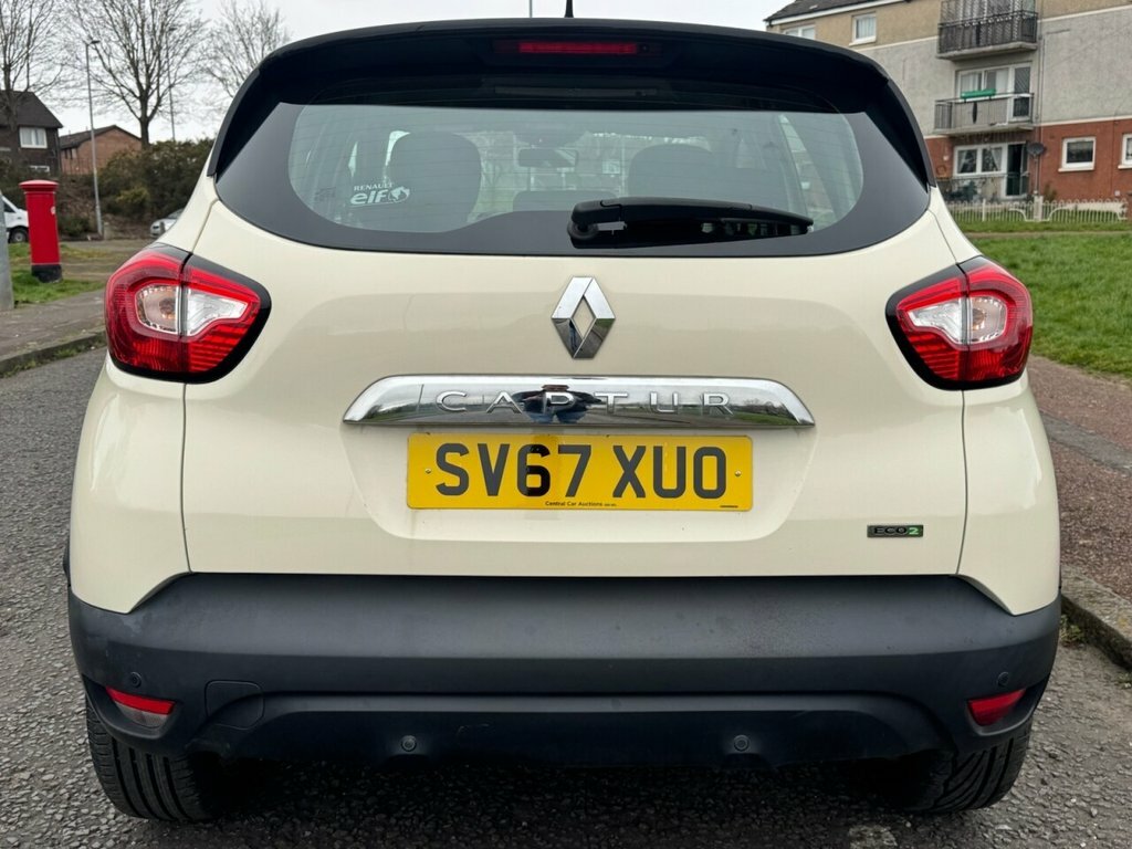Renault Captur 1.5L Dynamique Nav SV67XUO White #4