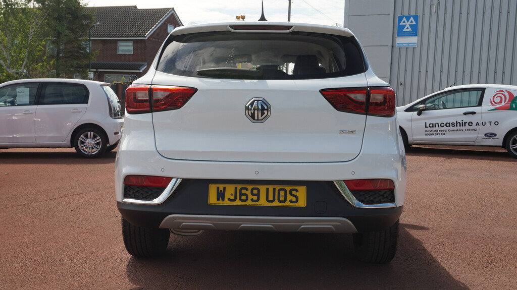 MG ZS 1.0 T-gdi Exclusive White #5