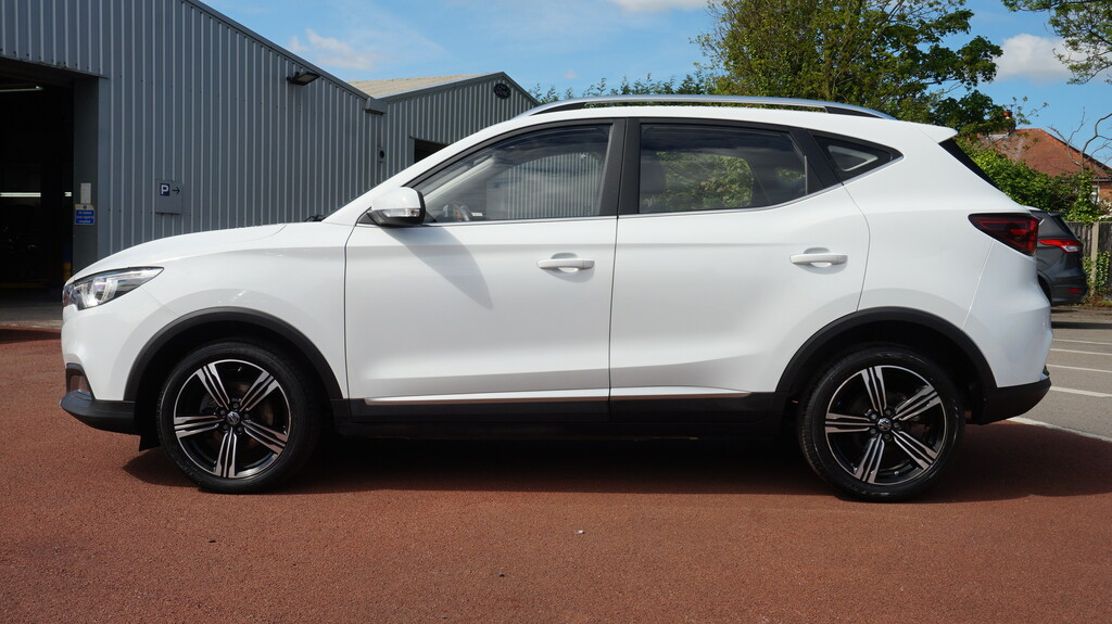 MG ZS 1.0 T-gdi Exclusive White #3