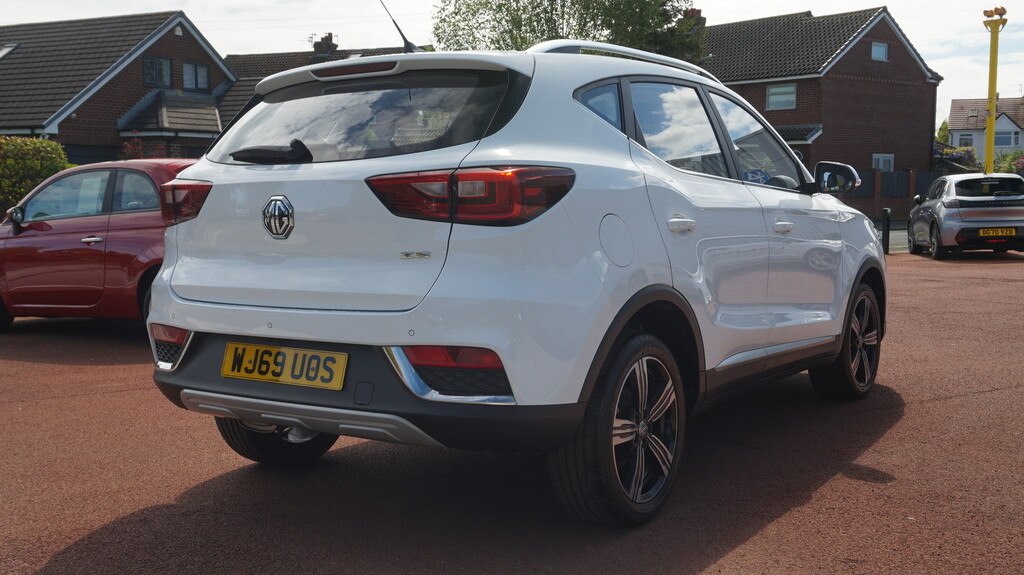 MG ZS 1.0 T-gdi Exclusive White #6