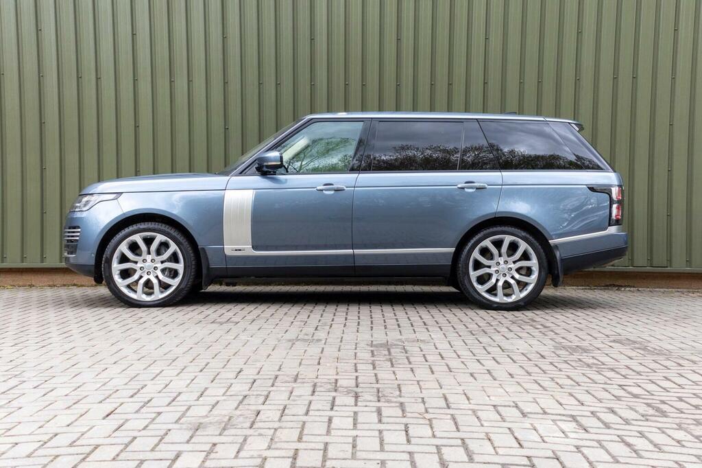 Land Rover Range Rover 4.4 Sd V8 4Wd Euro 6 Ss YA18MVN Blue #4