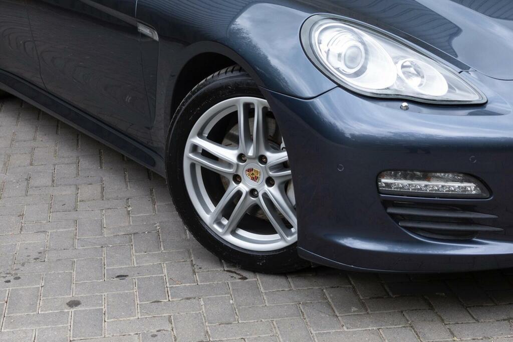 Porsche Panamera 4S Pdk Black #65
