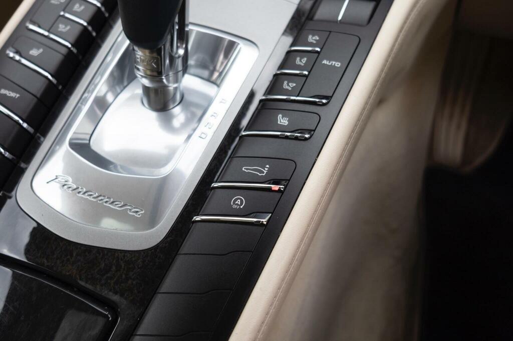 Porsche Panamera 4S Pdk Black #33