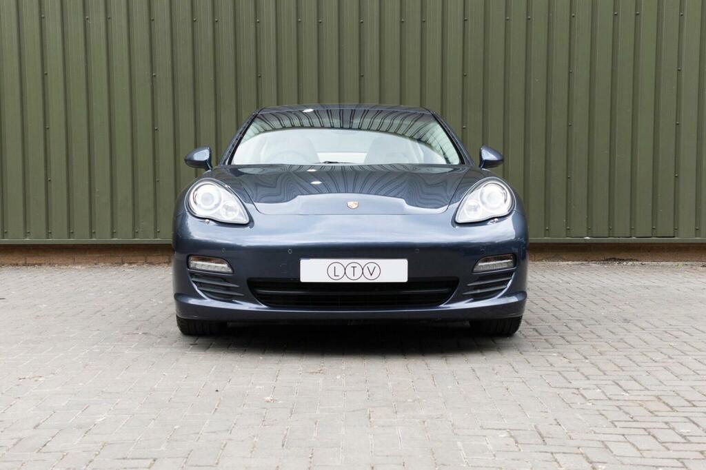 Porsche Panamera 4S Pdk Black #2