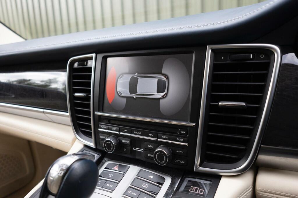 Porsche Panamera 4S Pdk Black #36
