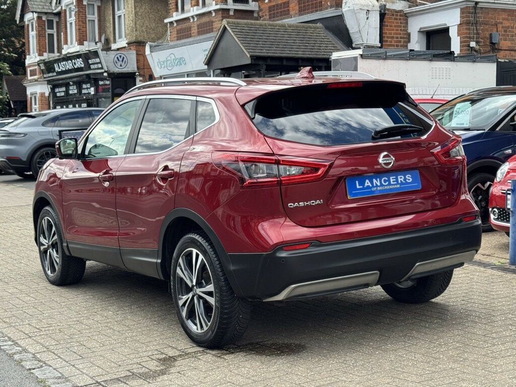 Nissan Qashqai 1.3 Dig-t N-connecta BG19UMK Red #3