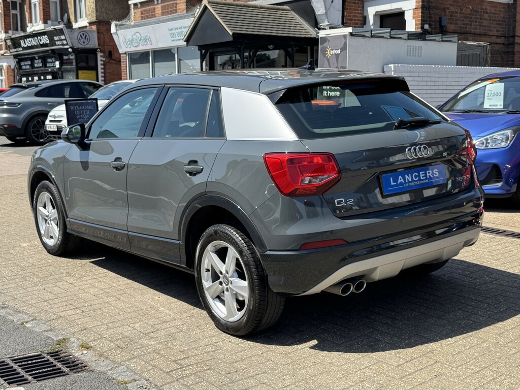 Audi Q2 1.5 Tfsi Cod 35 Sport KM20YBZ Grey #3