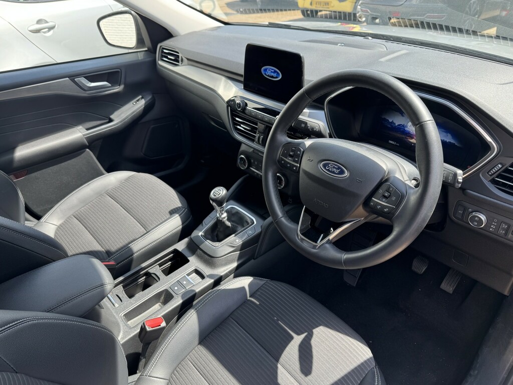 Ford Kuga 1.5 Kuga Titanium Edition 1.5L Ecoboost 150 CK23VYD Silver #4