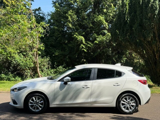 Mazda 3 Skyactiv-g Se-l Nav Hatchback LT15ENJ White #4