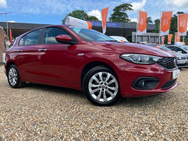 Fiat Tipo 1.4 Mpi Easy Plus Red